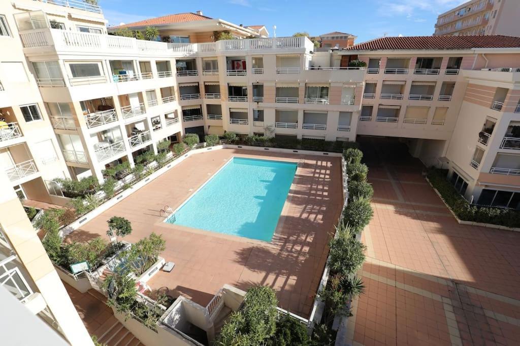 Standing vue mer entre Cannes et Antibes Golfe-Juan Eksteriør bilde