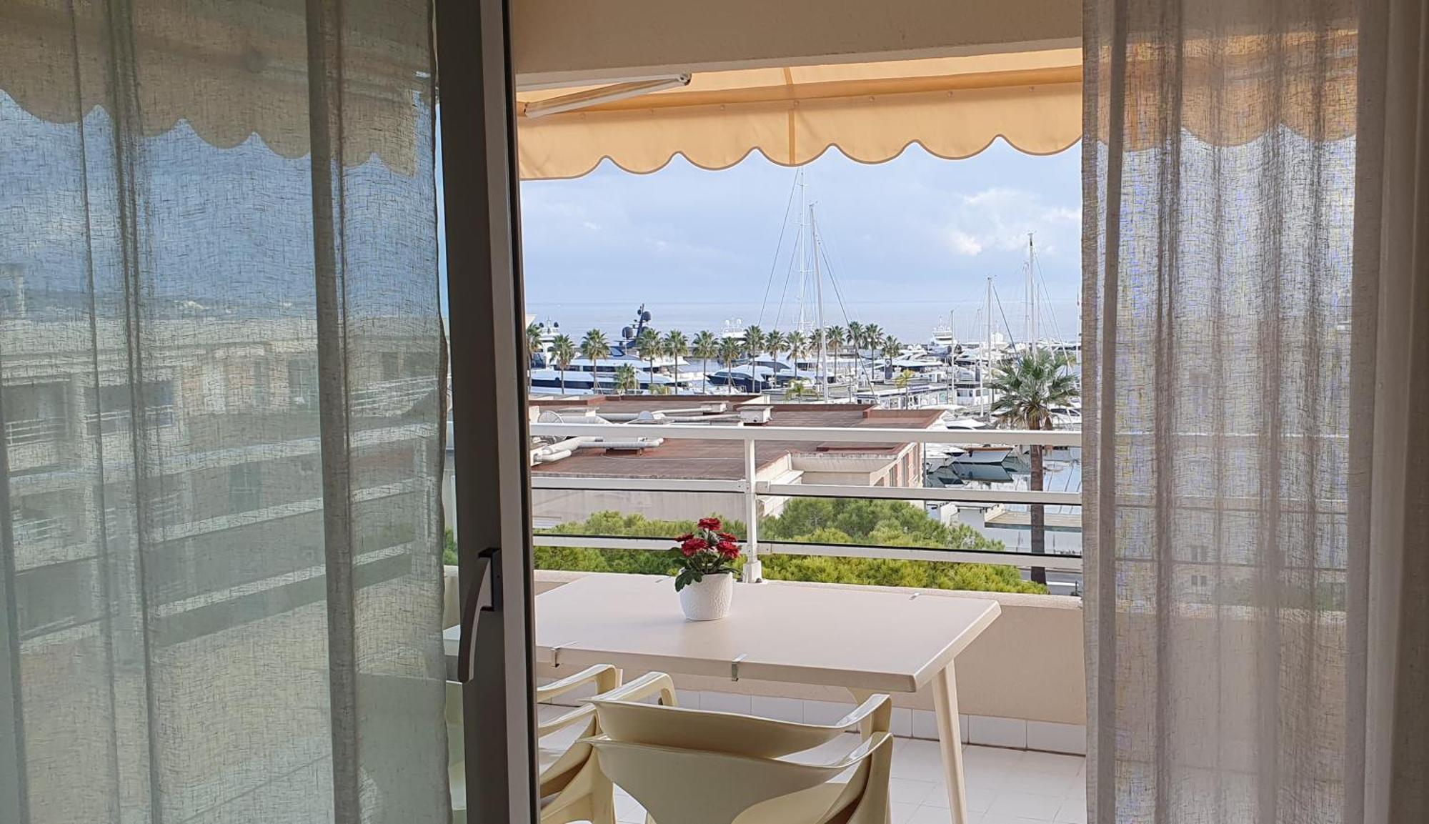 Standing vue mer entre Cannes et Antibes Golfe-Juan Eksteriør bilde